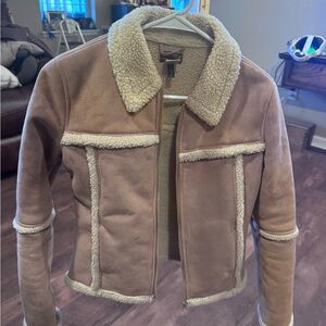 Women’s Small cute, like new Tan Shearling Jacket by David Button (Buffalo)